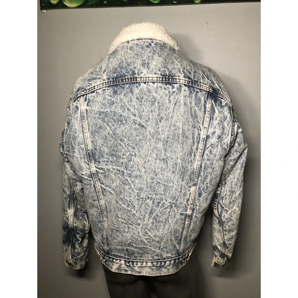 Levi's Jacket Men Size Medium Denim Trucker  Sherpa Lined Made in USA Vintage